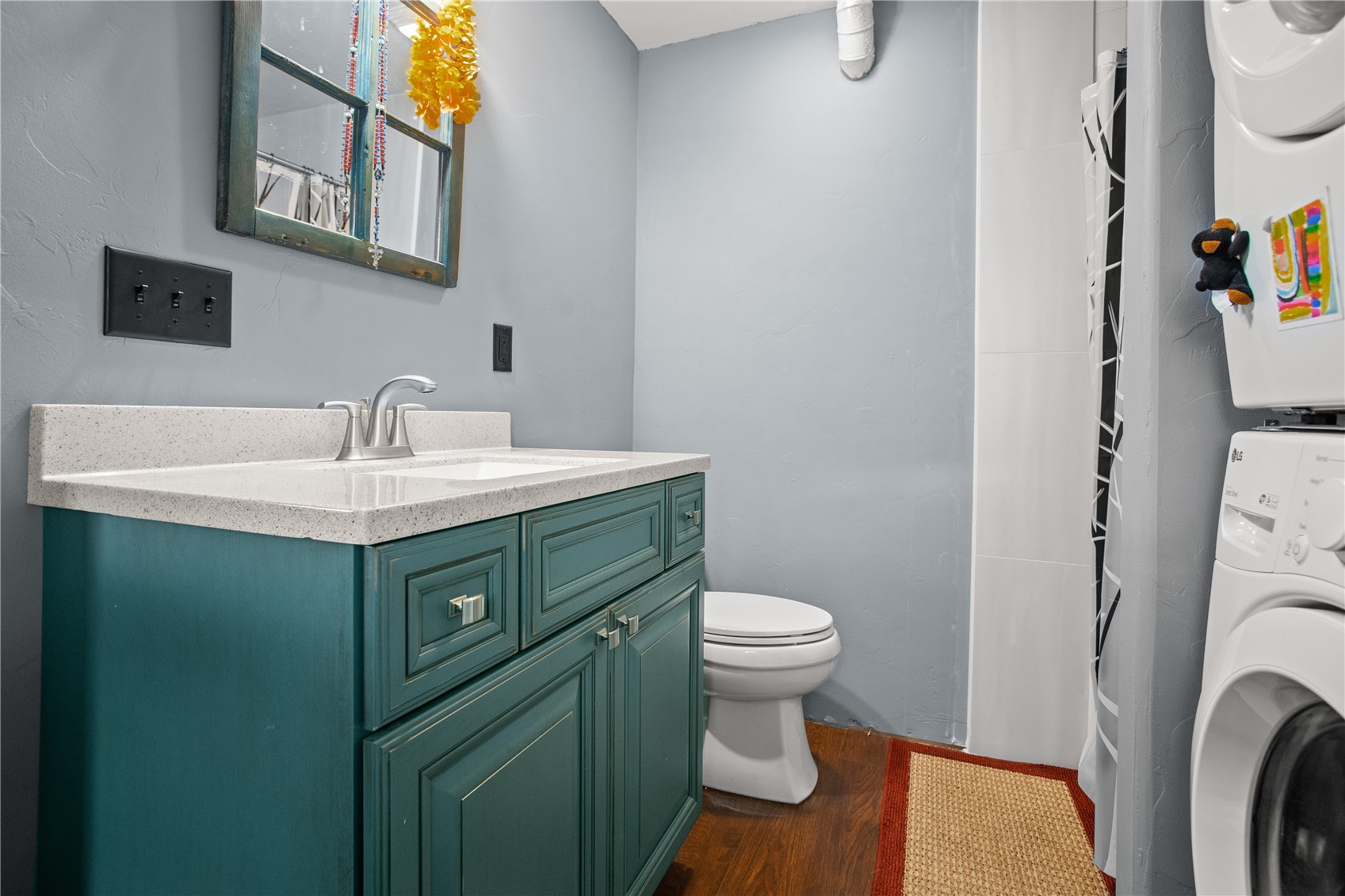 1295 Conestoga CIRCLE