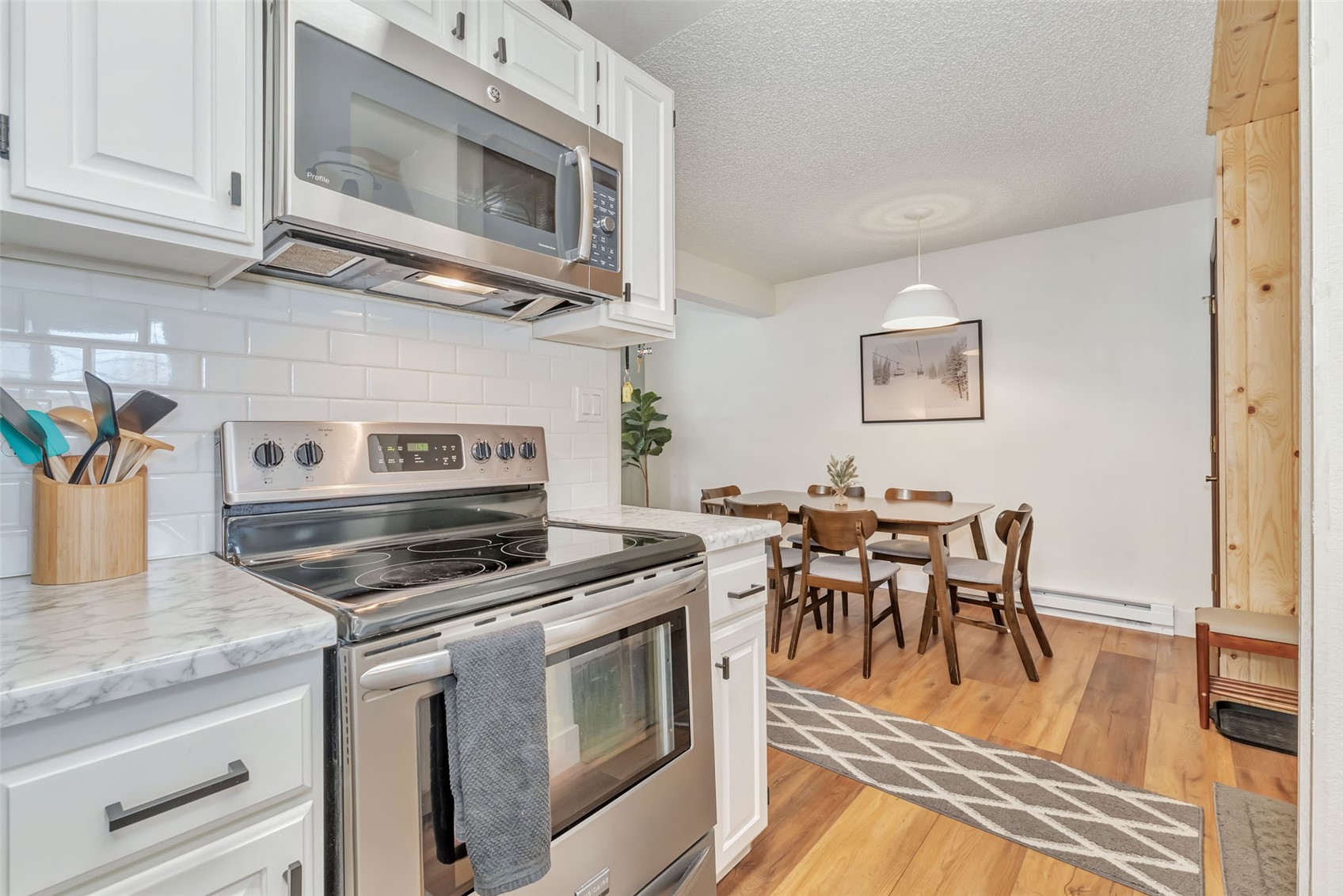 1565 Shadow Run Frontage B308