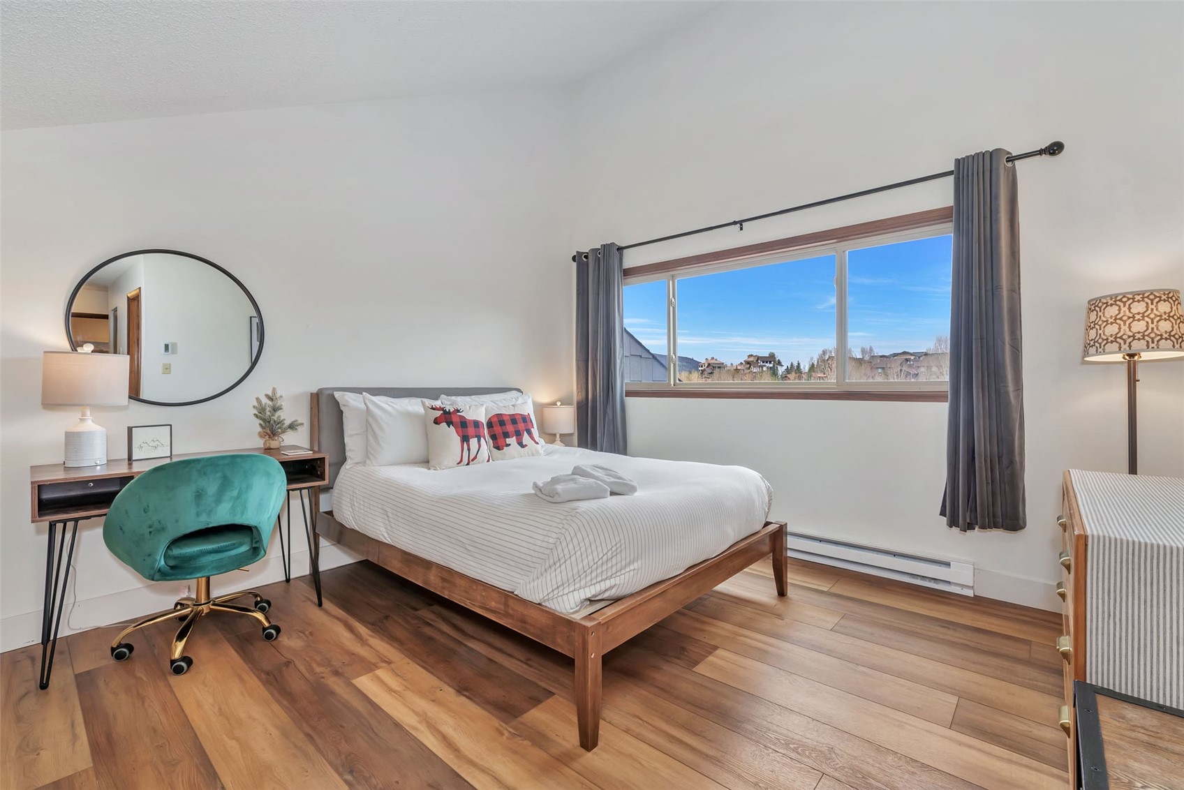 1565 Shadow Run Frontage B308