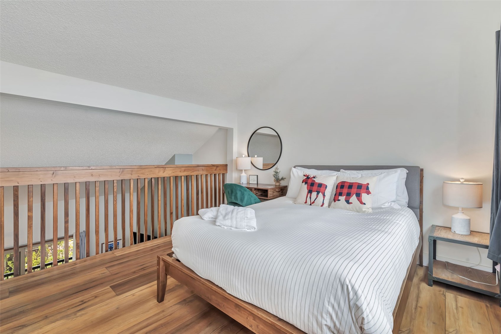 1565 Shadow Run Frontage B308