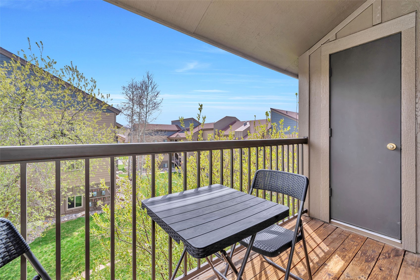 1565 Shadow Run Frontage B308
