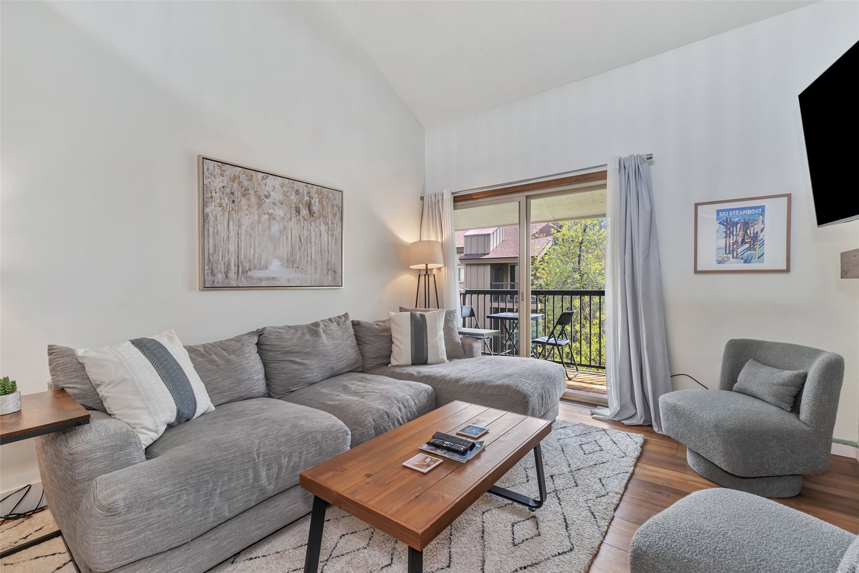 1565 Shadow Run Frontage B308