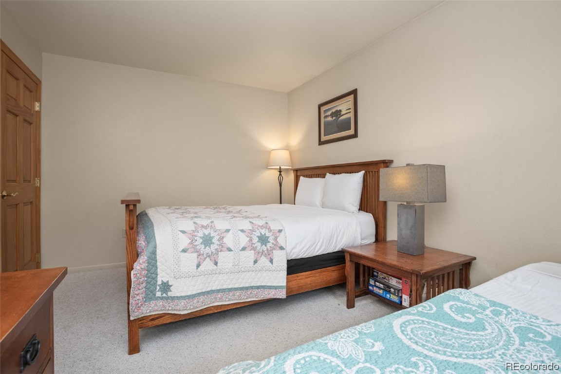 2700 Village DRIVE 201E