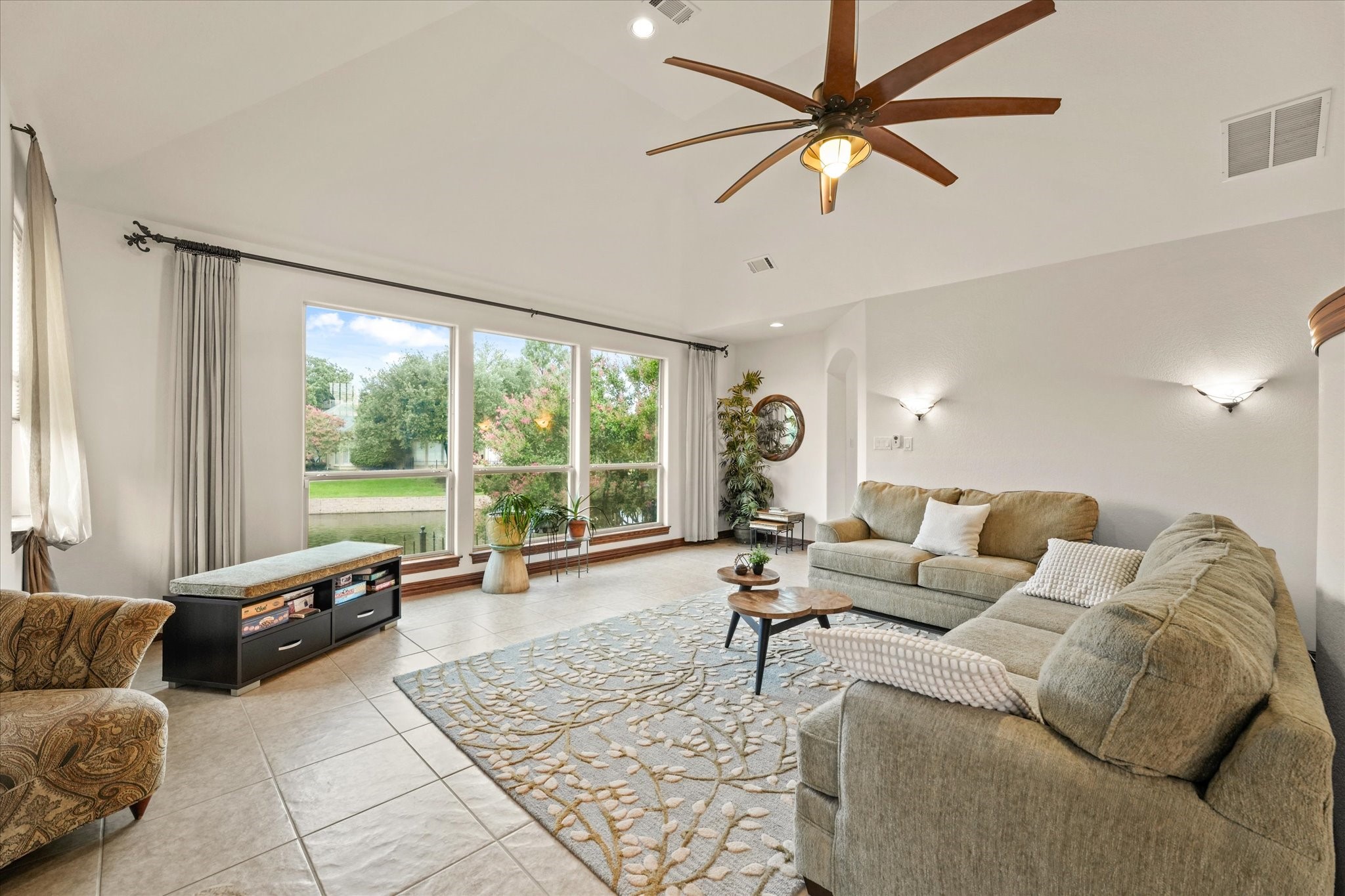 1000 Clear Lake Court