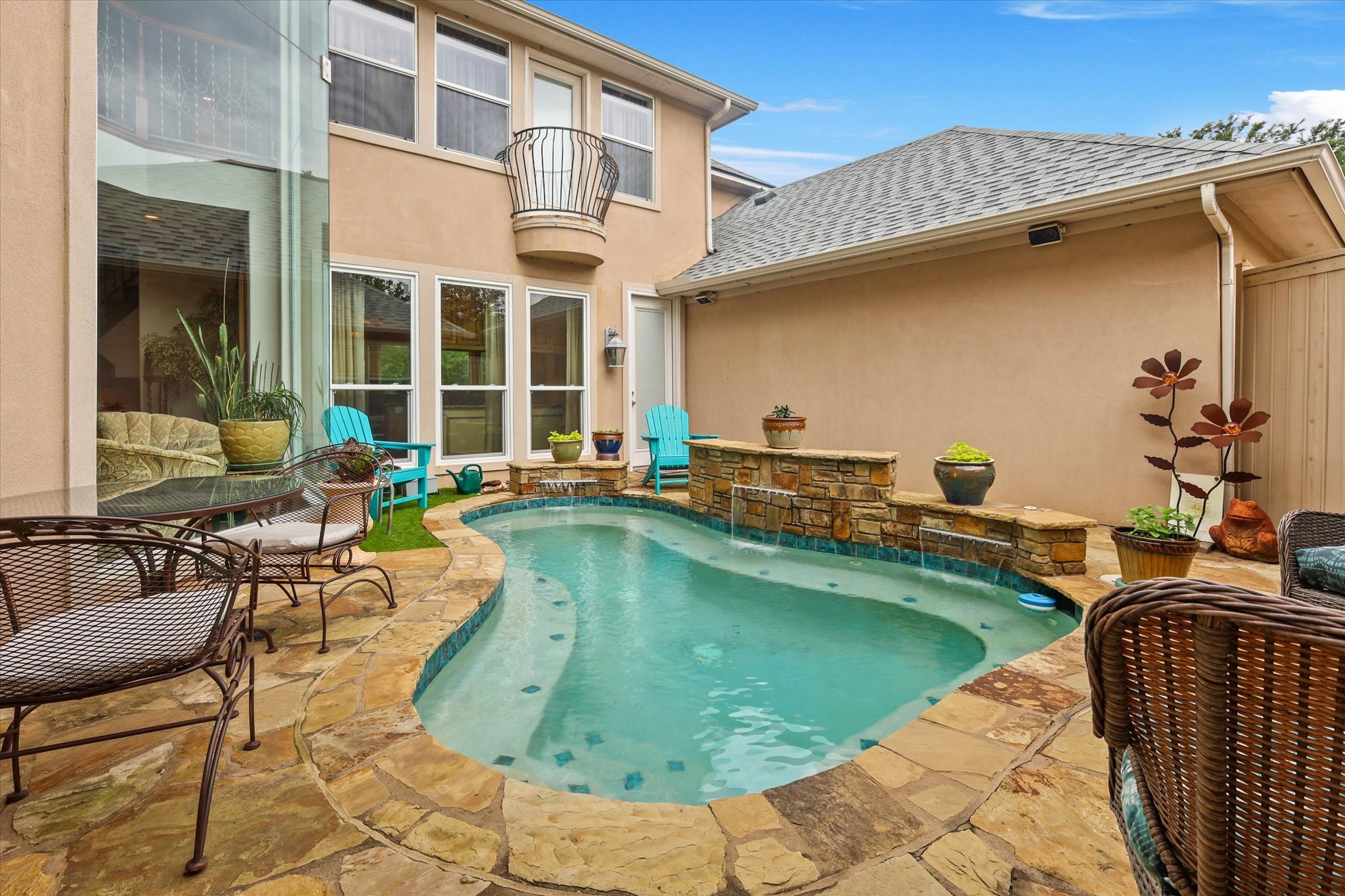 1000 Clear Lake Court