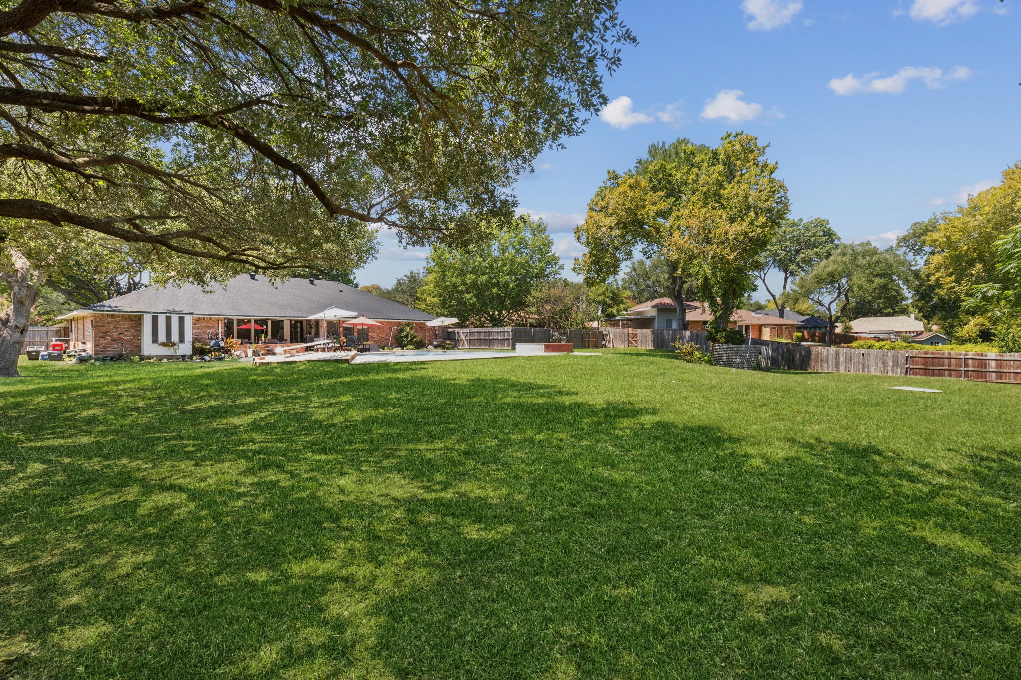 1406 Richards Circle