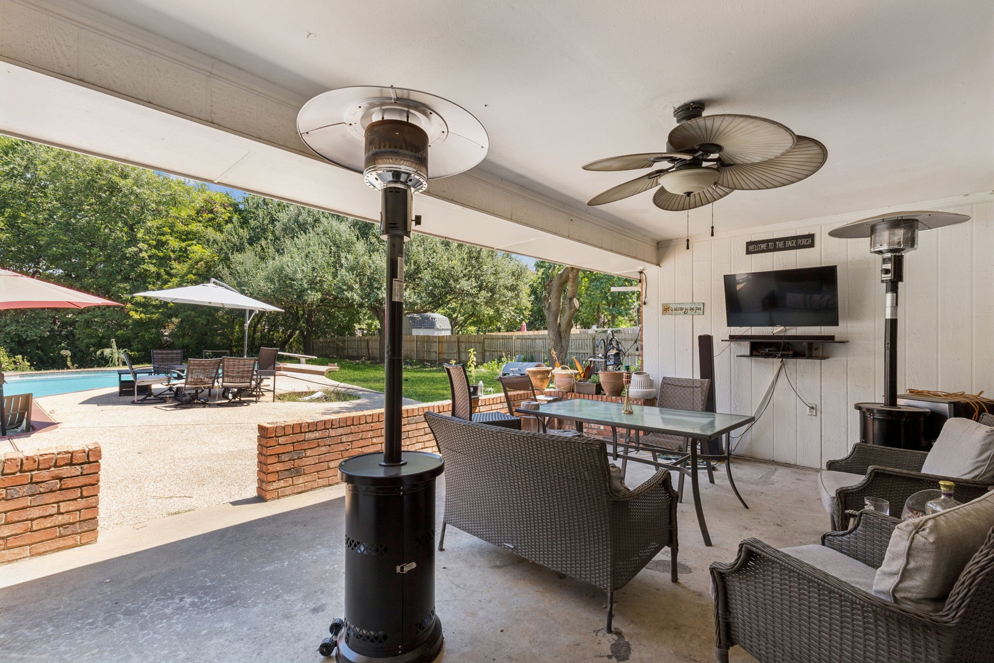 1406 Richards Circle
