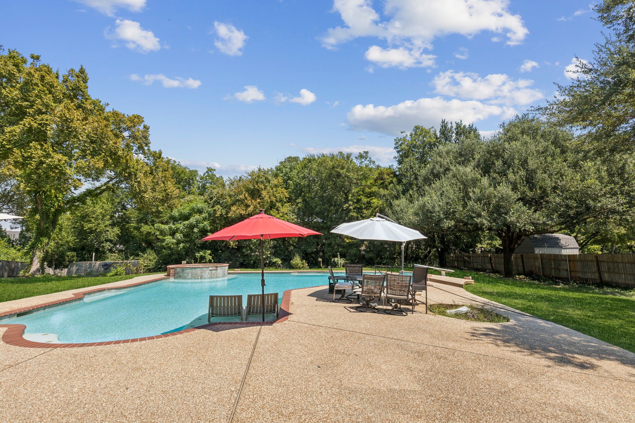 1406 Richards Circle