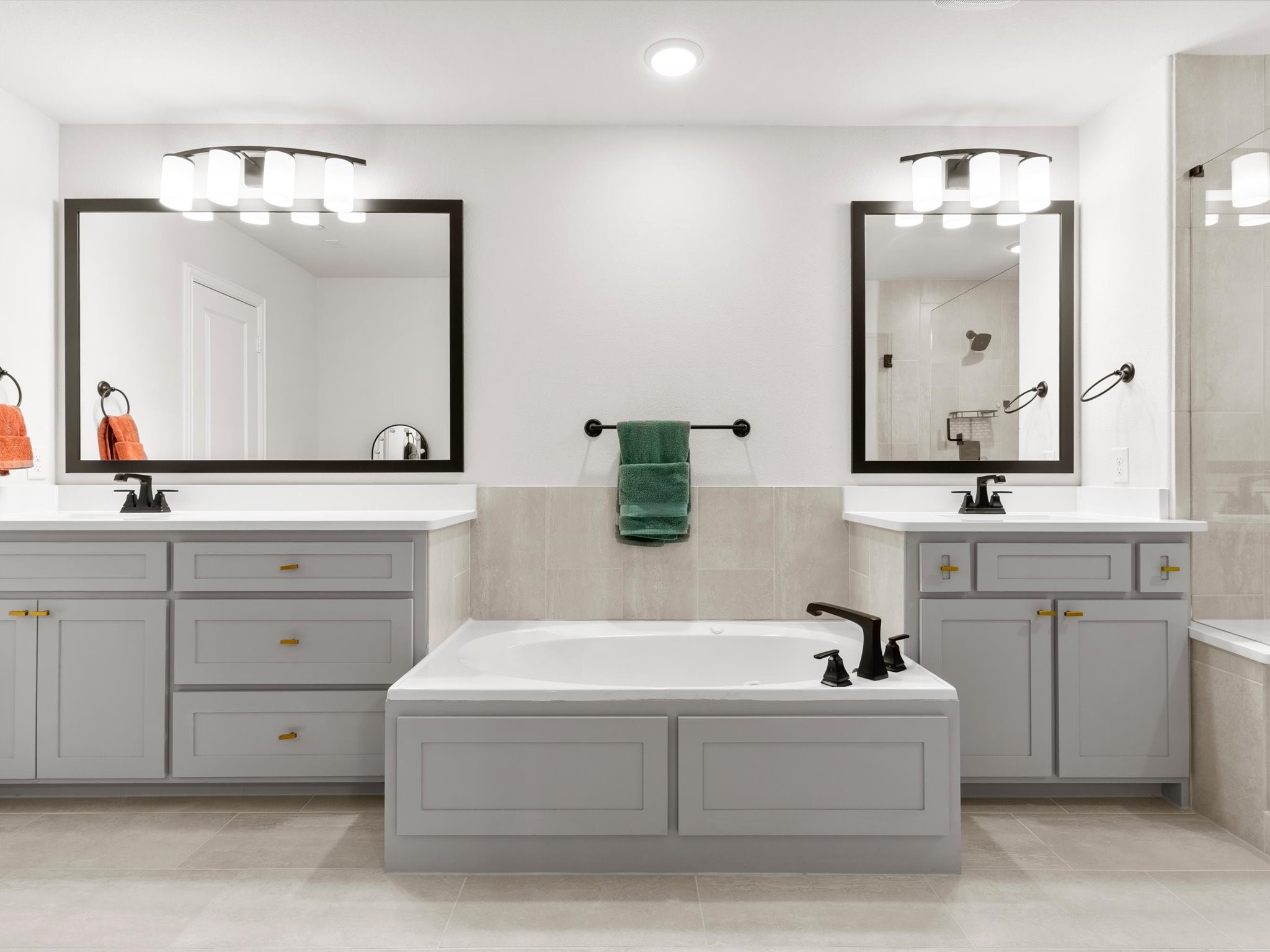 1888 Melinda Lane
