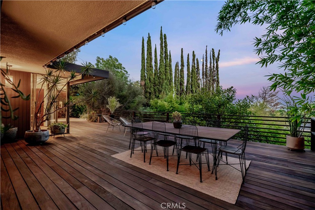 4380 Canyon Crest Road