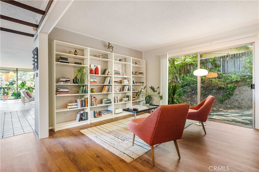 4380 Canyon Crest Road