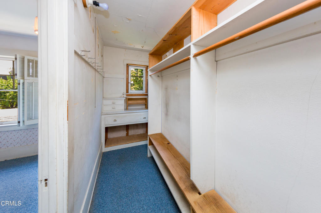 1818 Bushnell Avenue