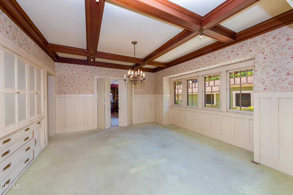 1818 Bushnell Avenue