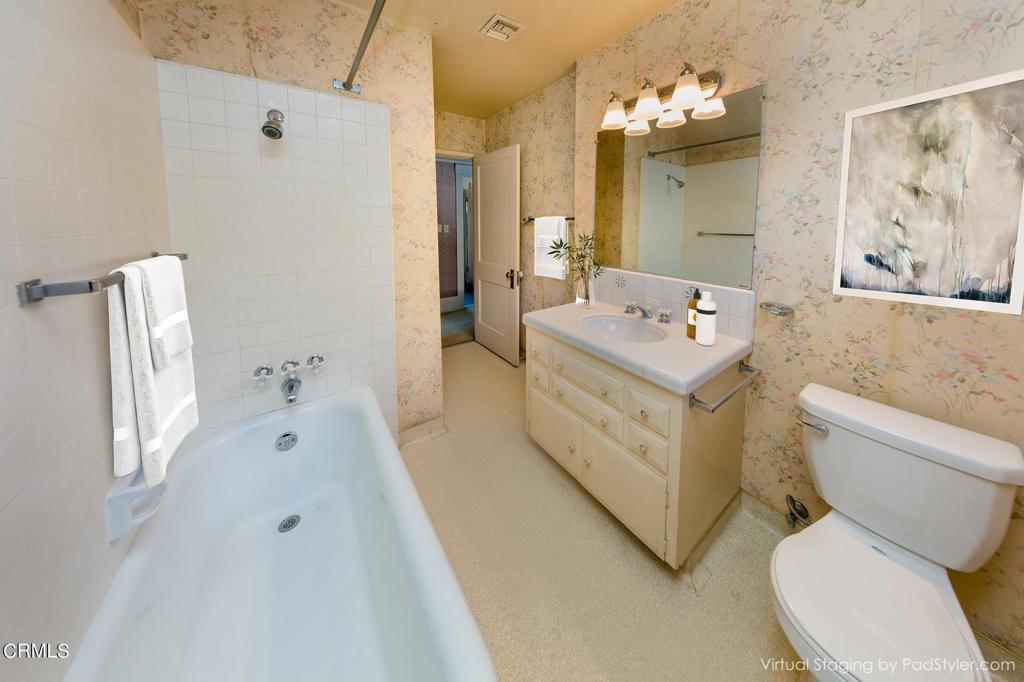 1818 Bushnell Avenue