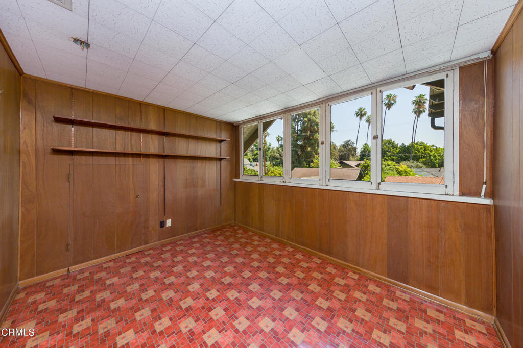 1818 Bushnell Avenue