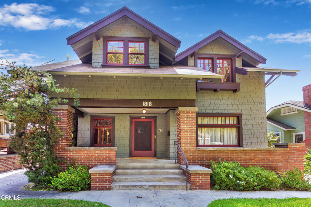 1818 Bushnell Avenue