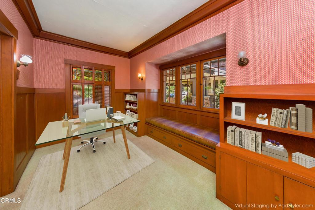 1818 Bushnell Avenue