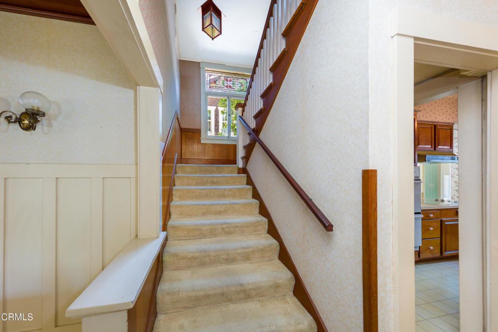 1818 Bushnell Avenue