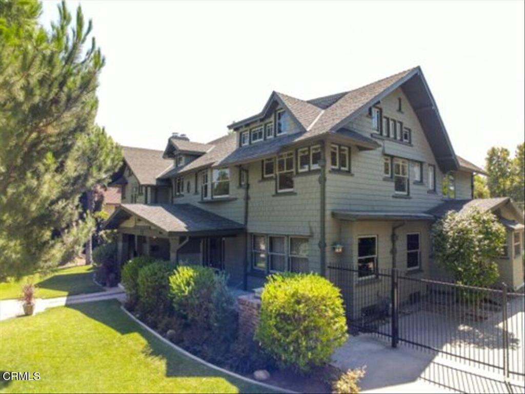 217 Oaklawn Avenue