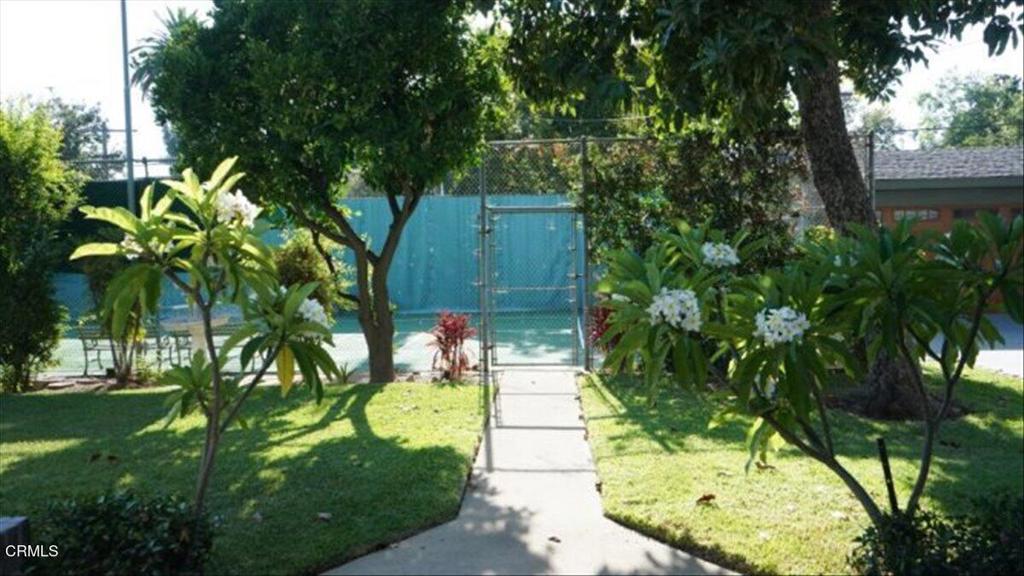 217 Oaklawn Avenue