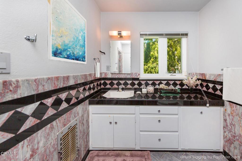 1372 Inverness Drive