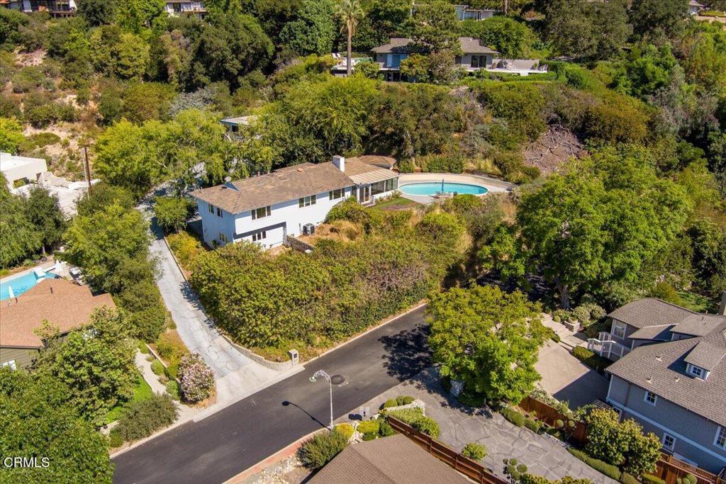 1372 Inverness Drive