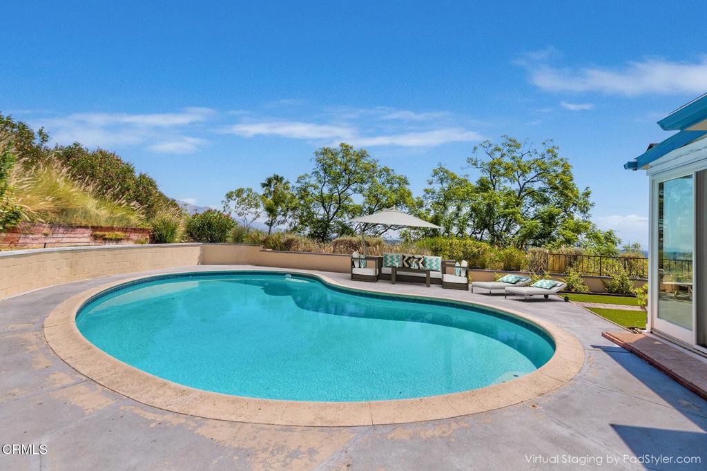 1372 Inverness Drive