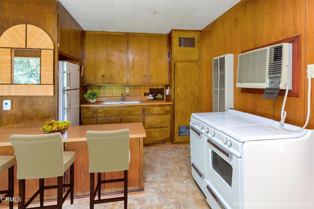 1372 Inverness Drive