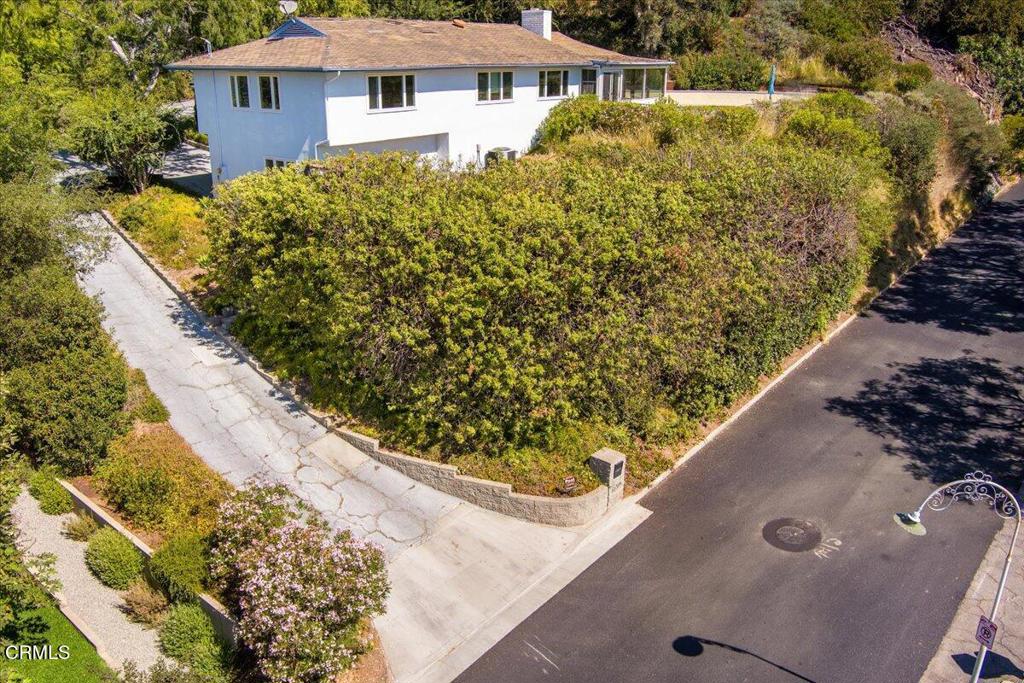 1372 Inverness Drive