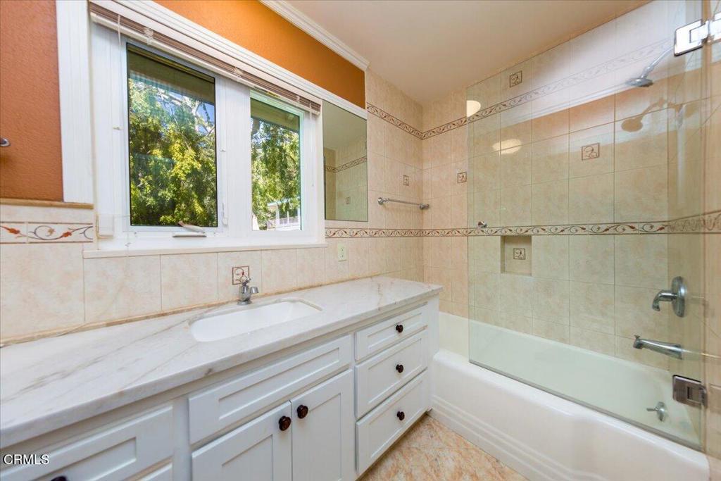 1372 Inverness Drive