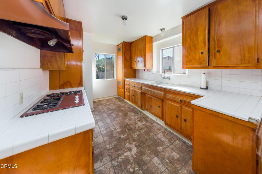 1620 San Gabriel Boulevard