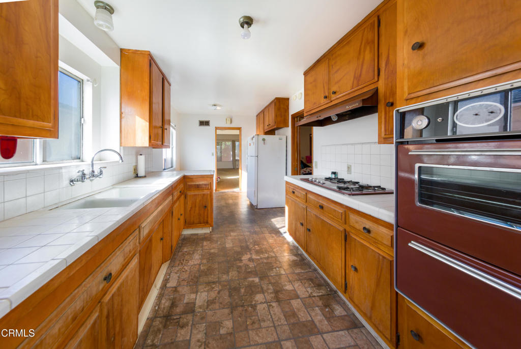 1620 San Gabriel Boulevard