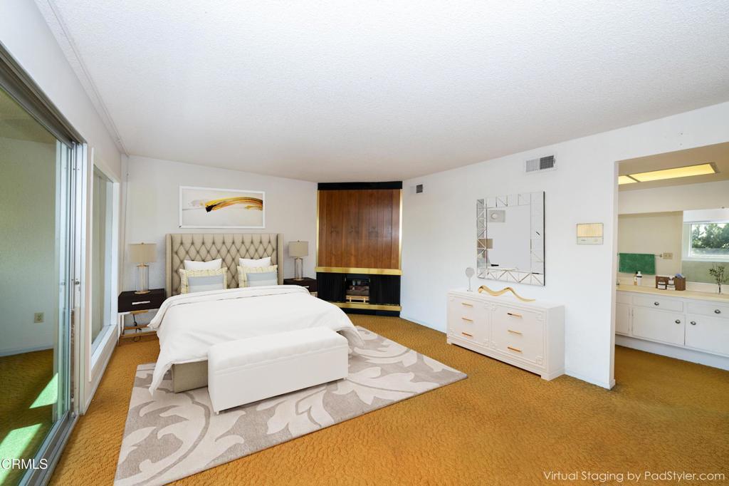 823 N Altadena Drive