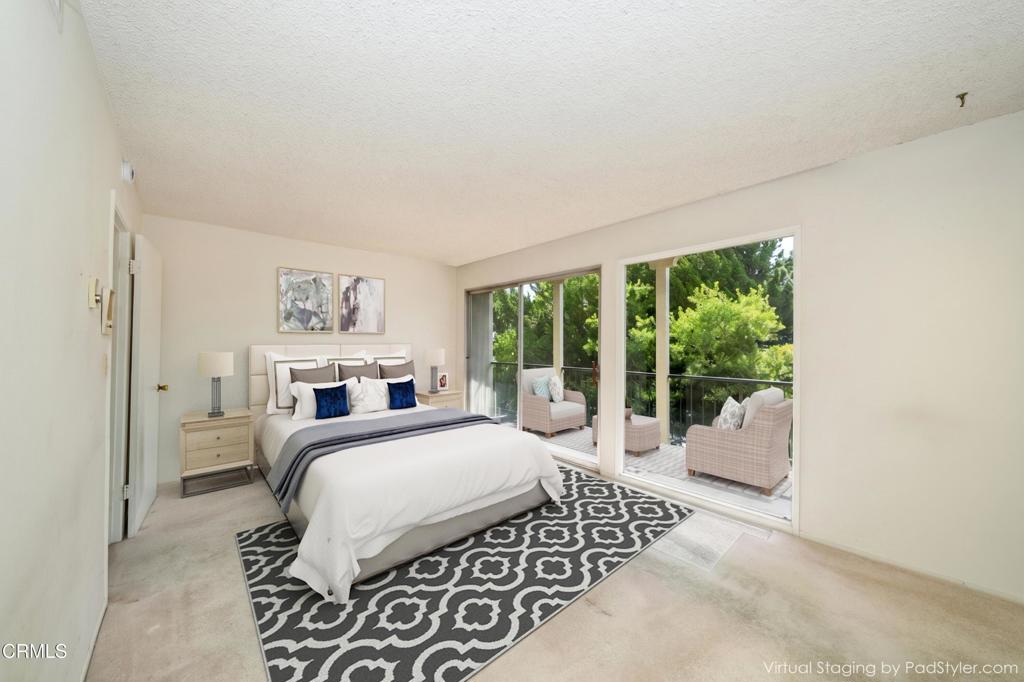 823 N Altadena Drive