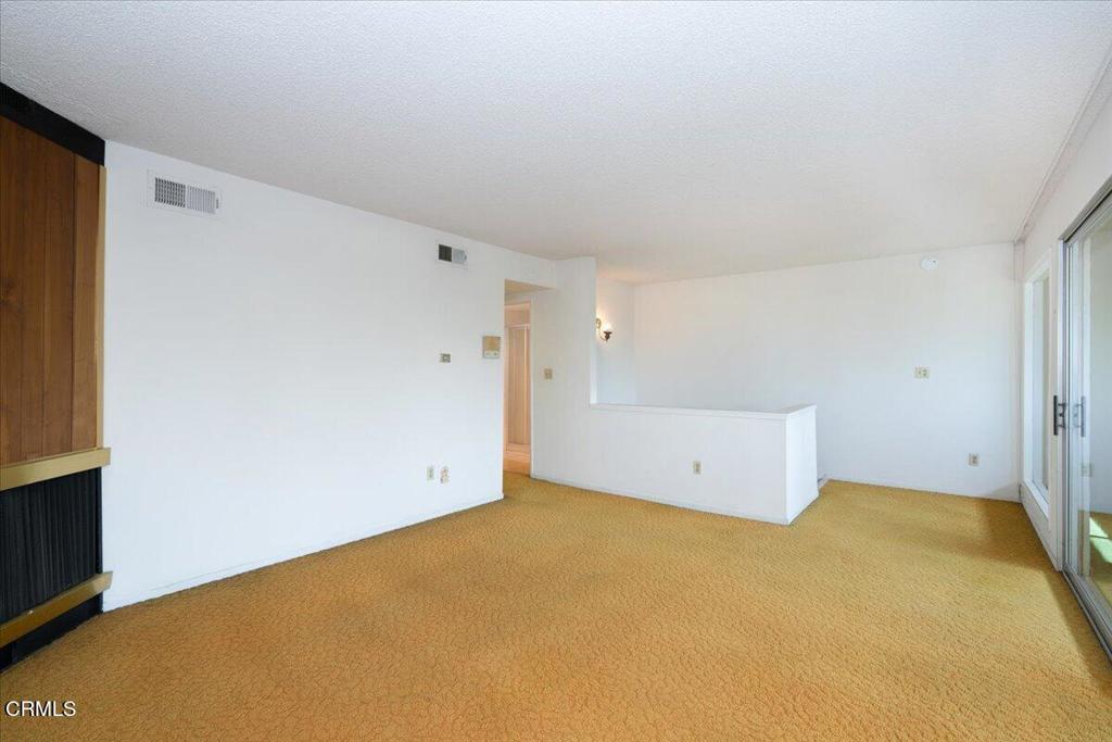 823 N Altadena Drive