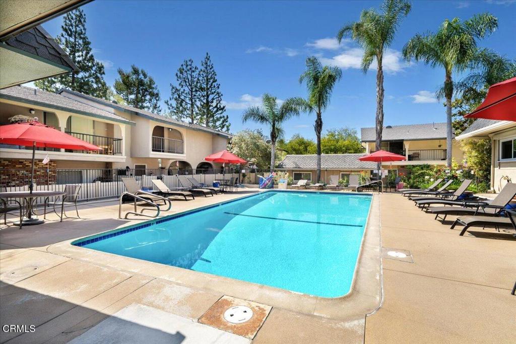 823 N Altadena Drive
