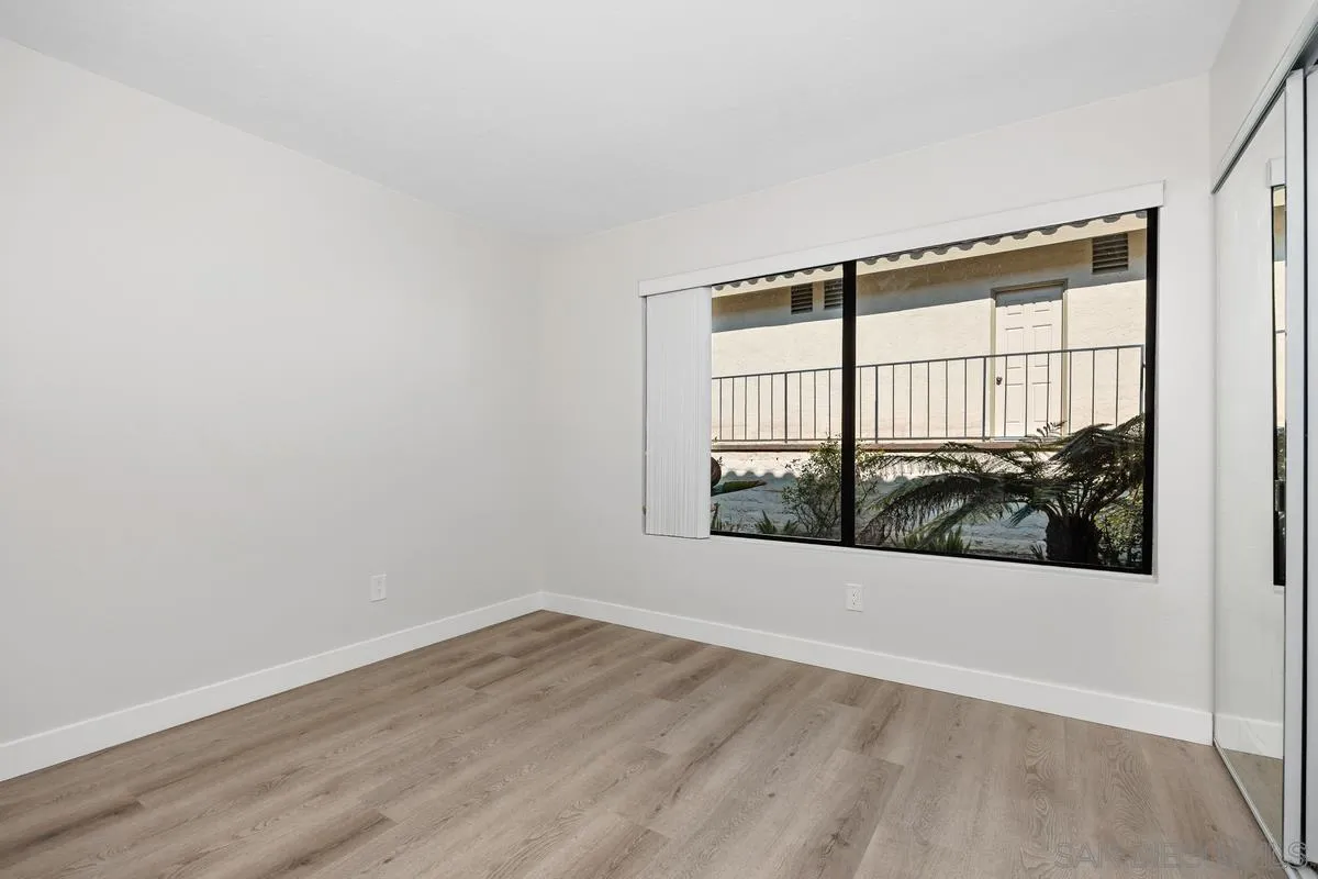 245 Fairlee Lane