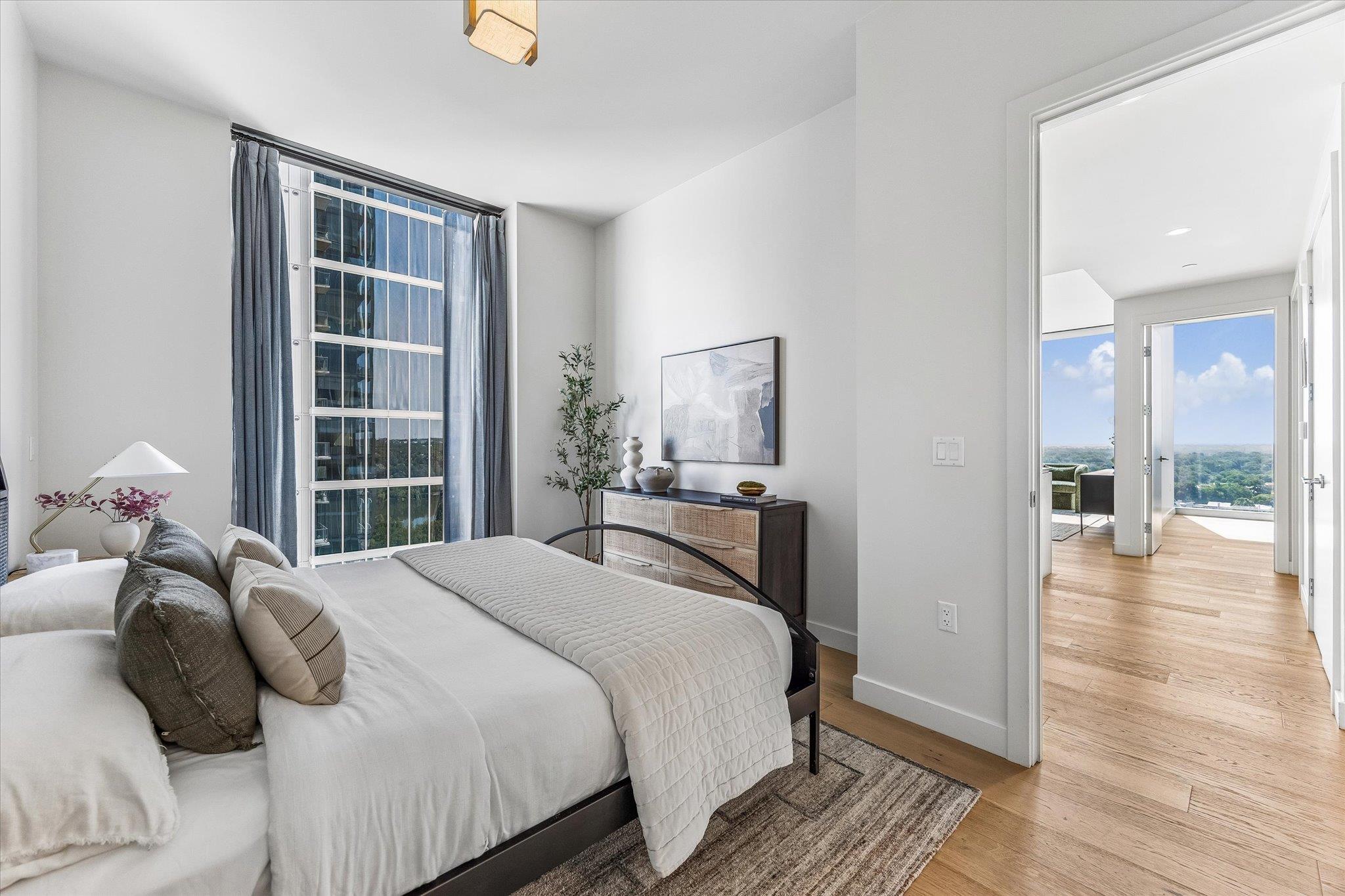 44 East Ave # 1407