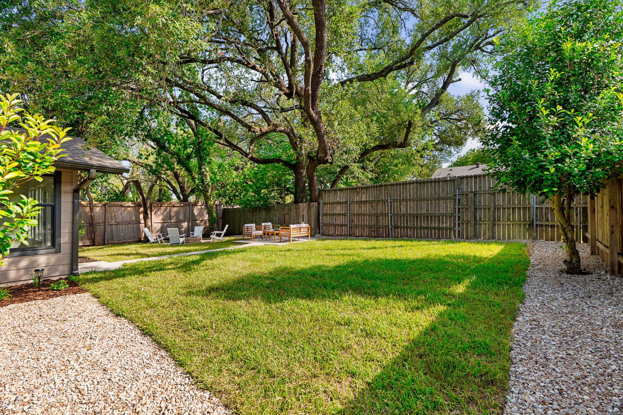 1903 Cannonwood LN