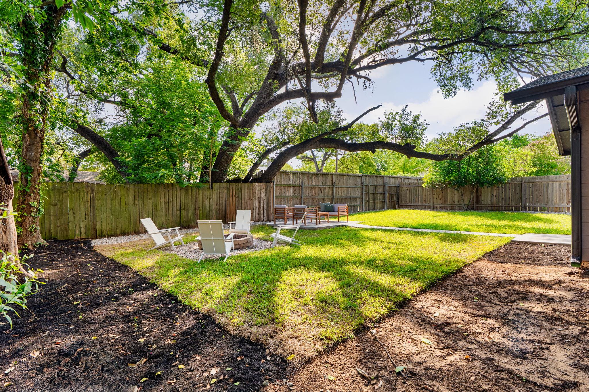 1903 Cannonwood LN