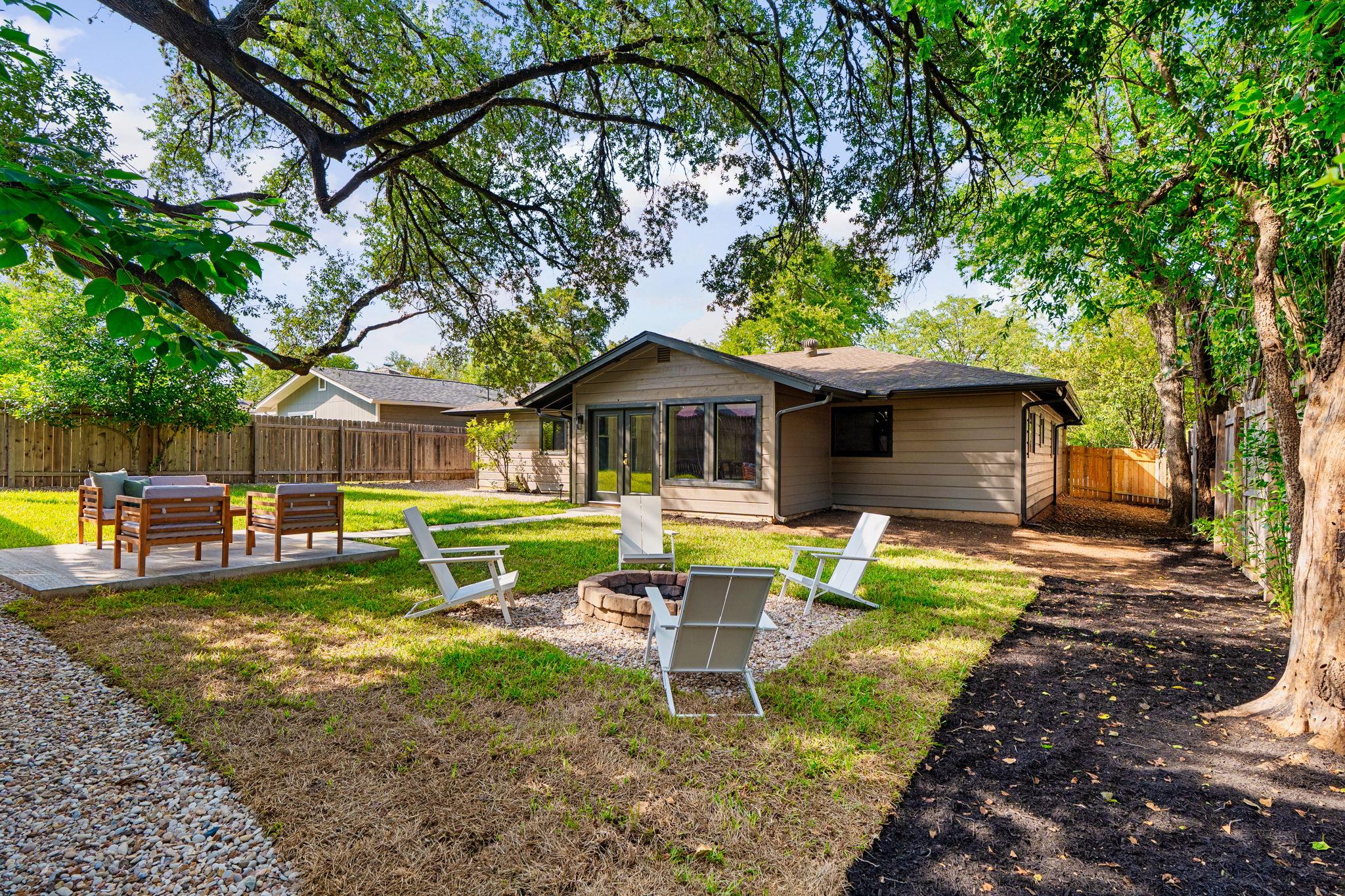 1903 Cannonwood LN