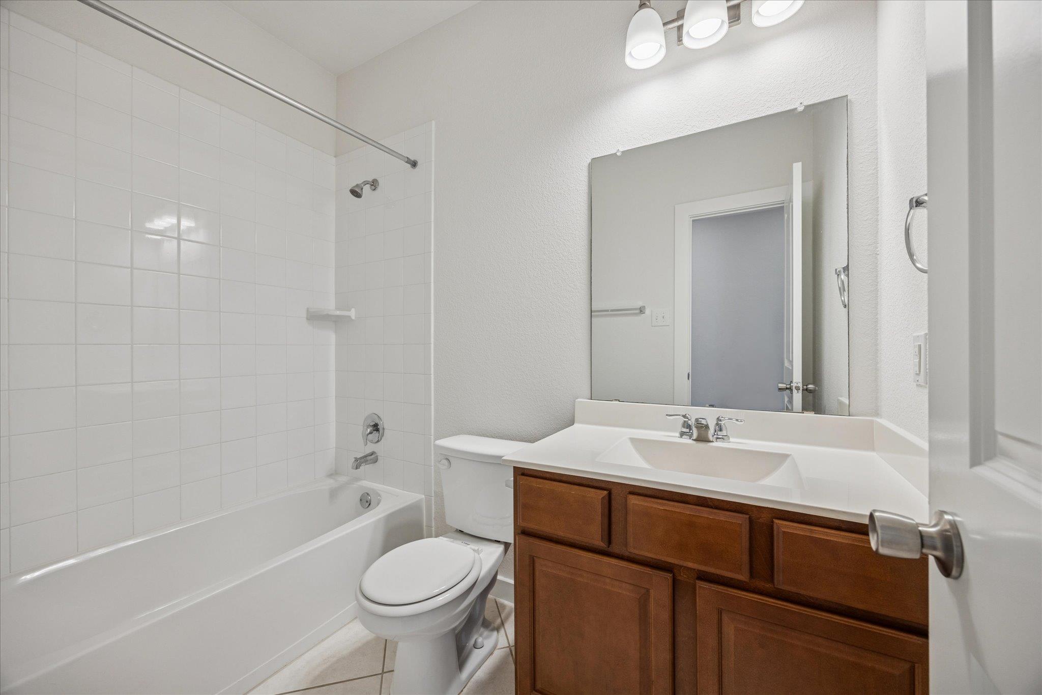 155 Tailwind DR, Kyle