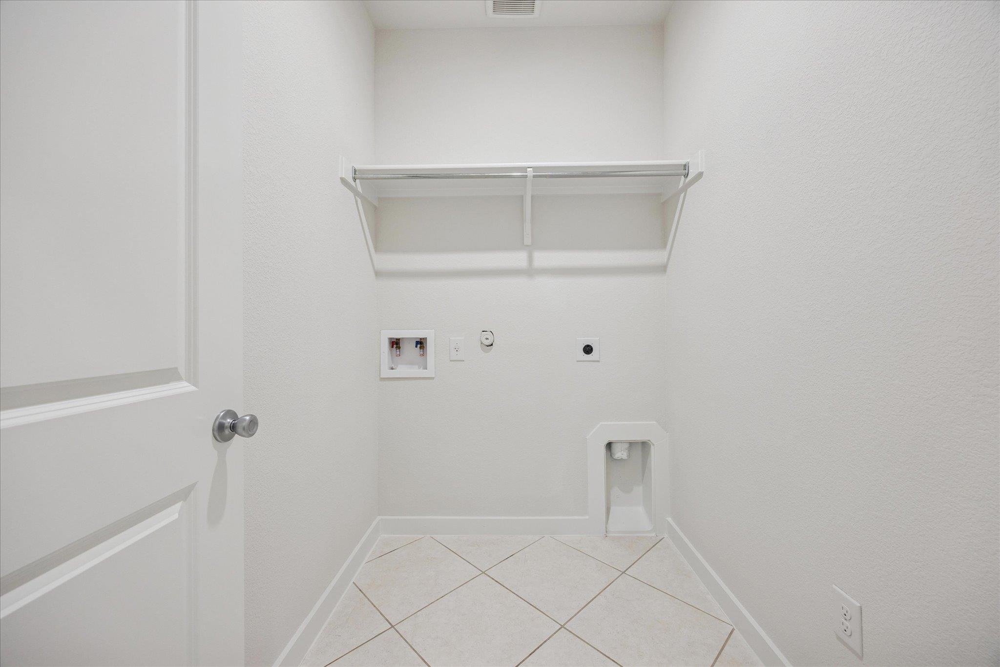 155 Tailwind DR, Kyle