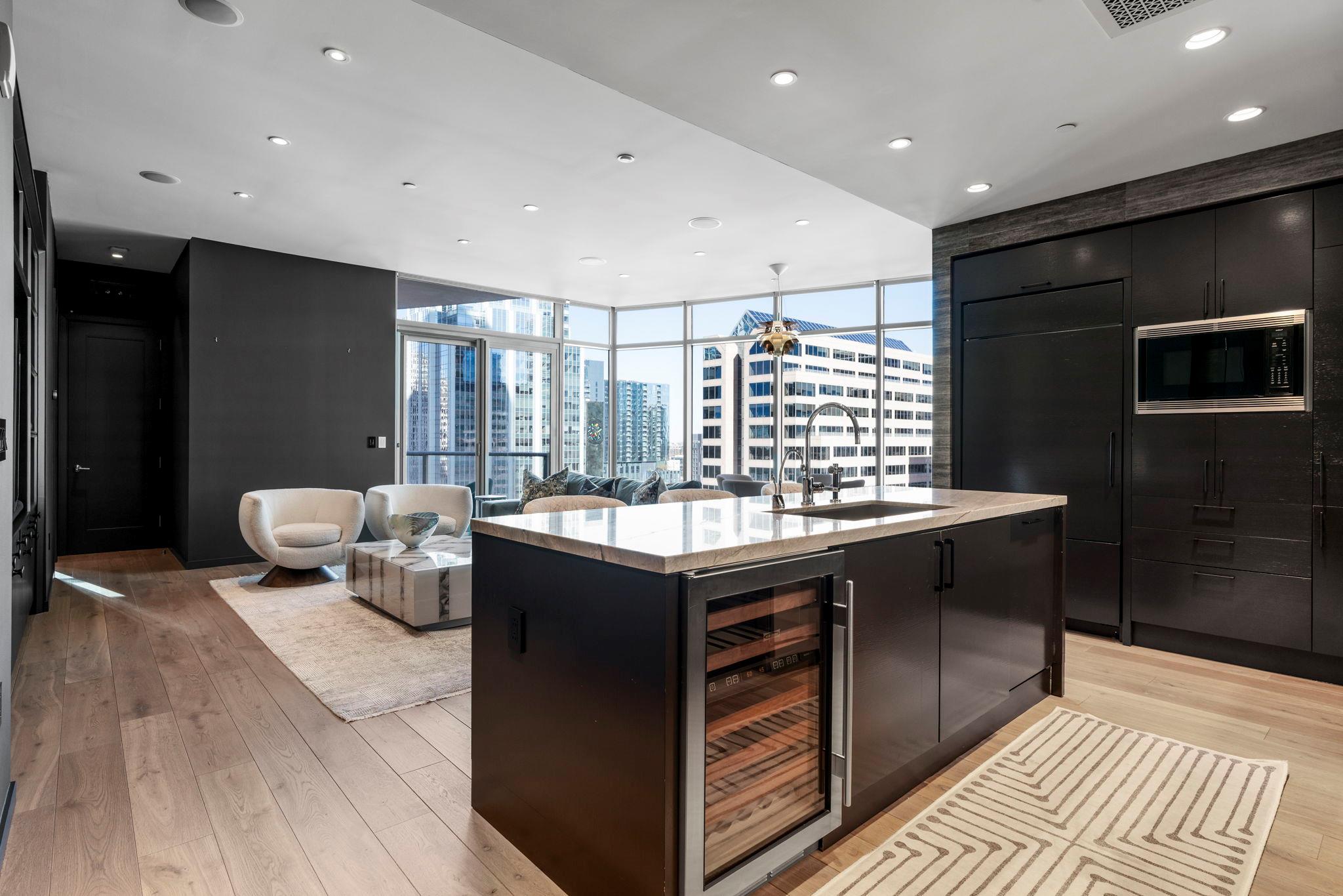 200 Congress Ave # 21D