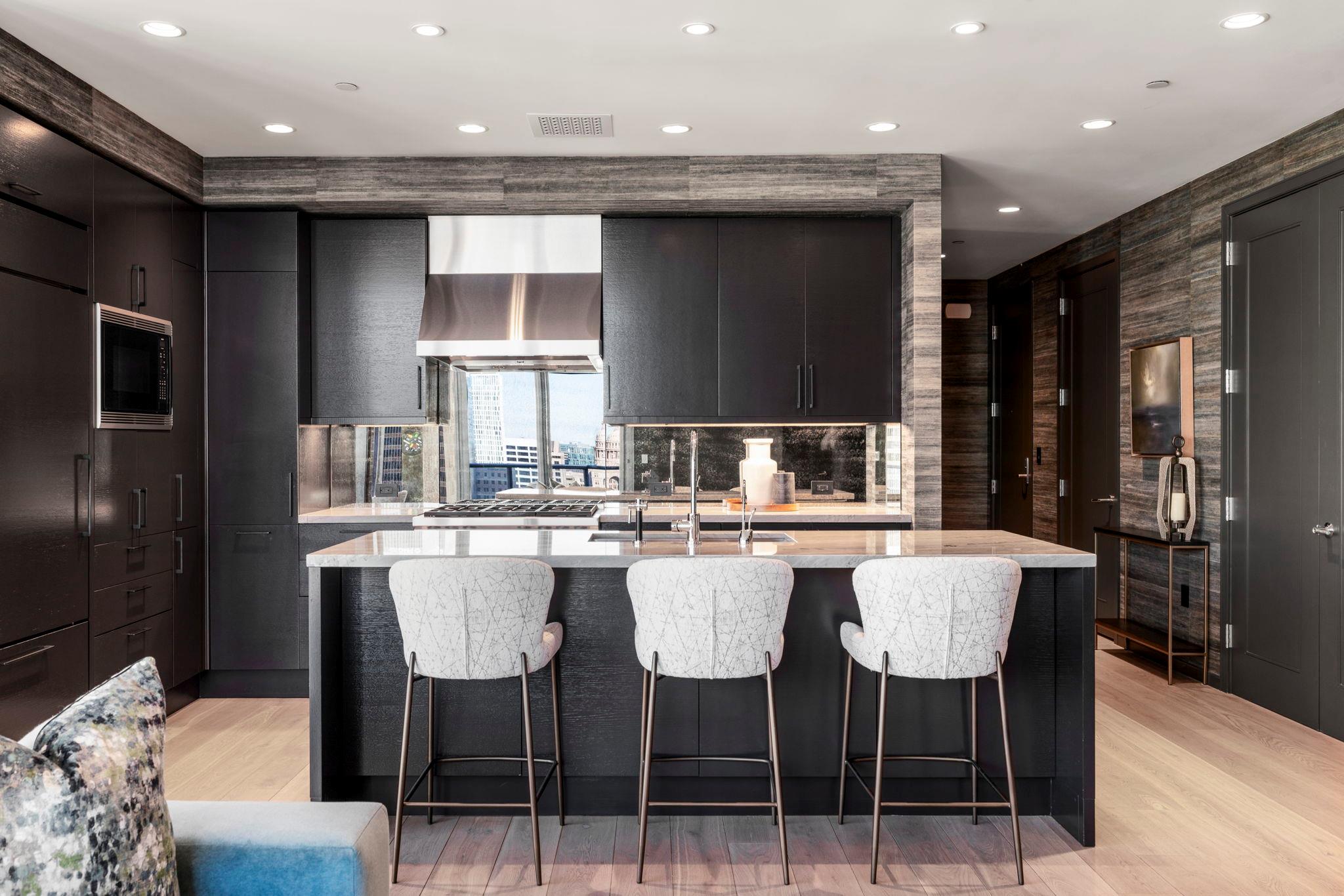 200 Congress Ave # 21D