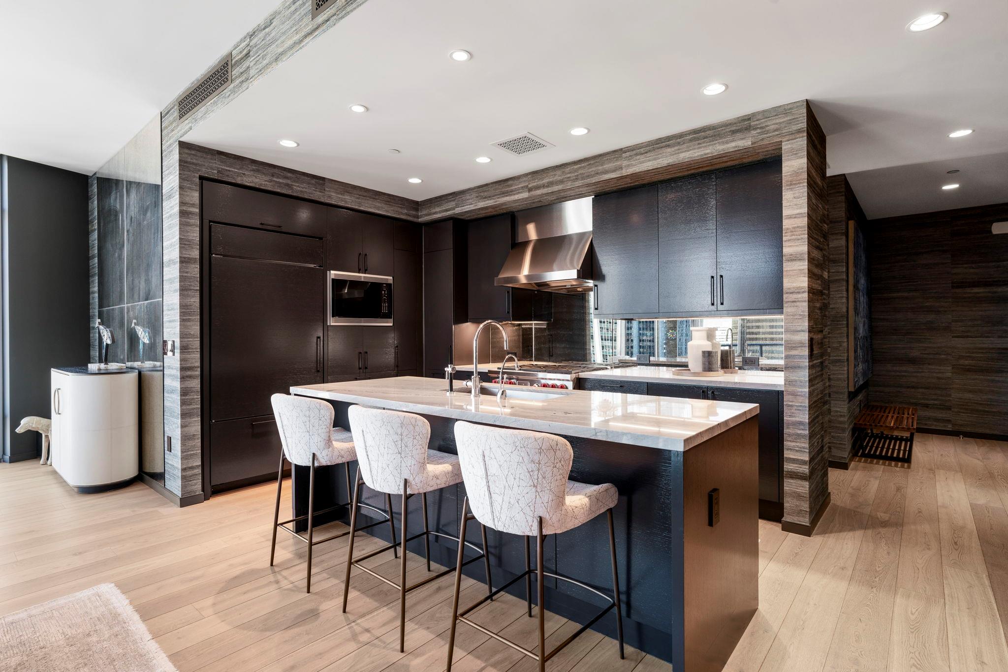 200 Congress Ave # 21D