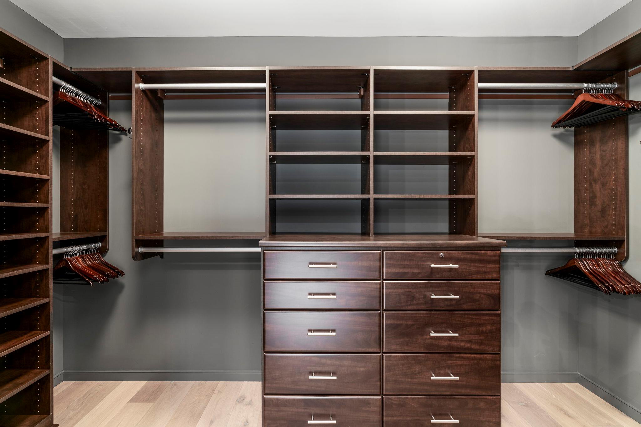 200 Congress Ave # 21D