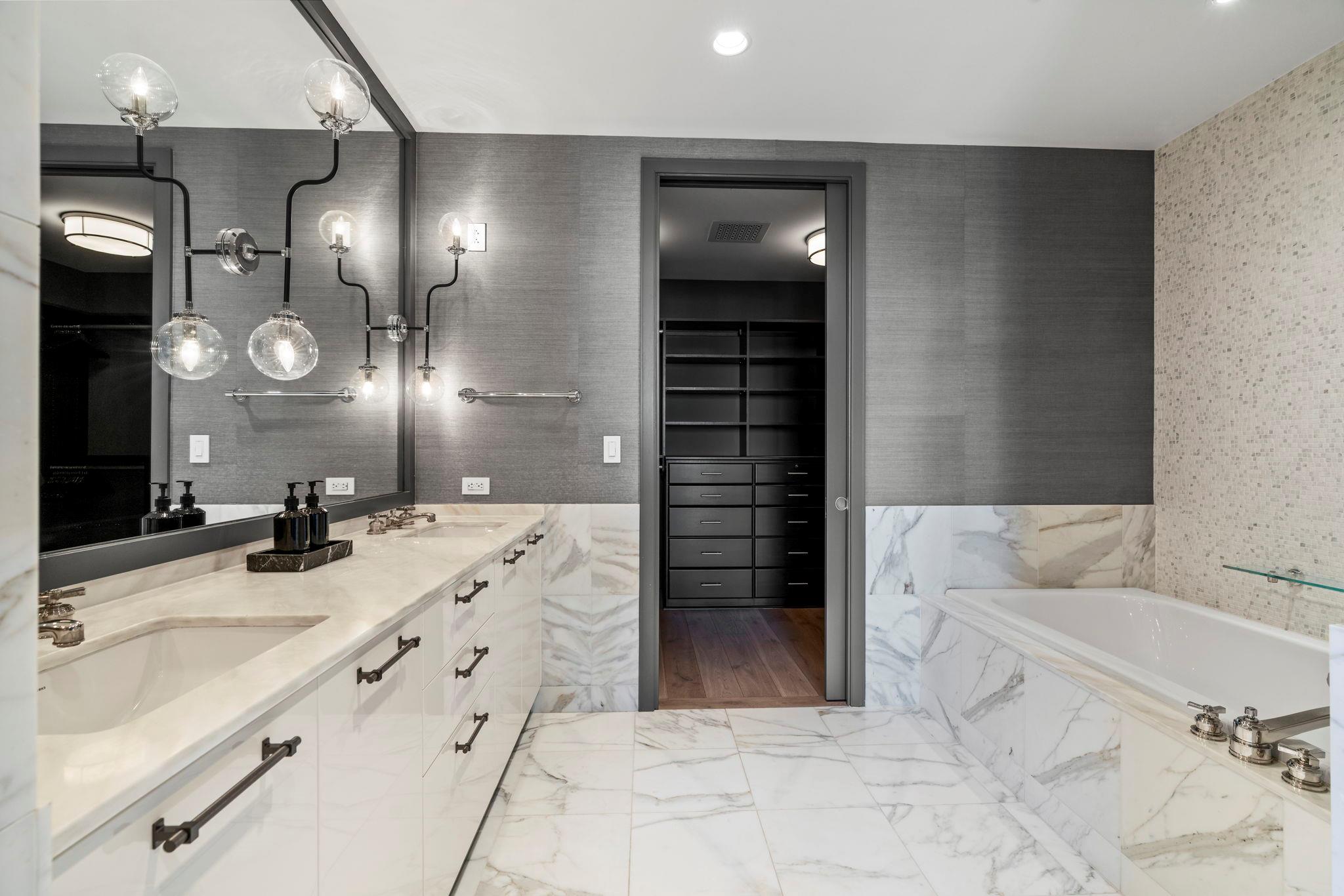 200 Congress Ave # 21D