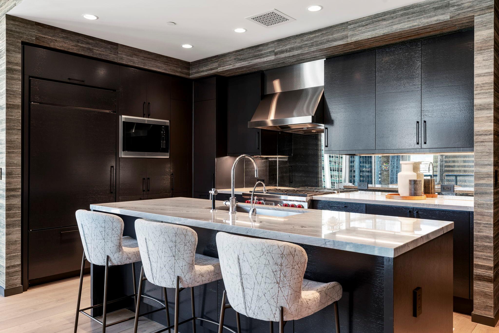 200 Congress Ave # 21D