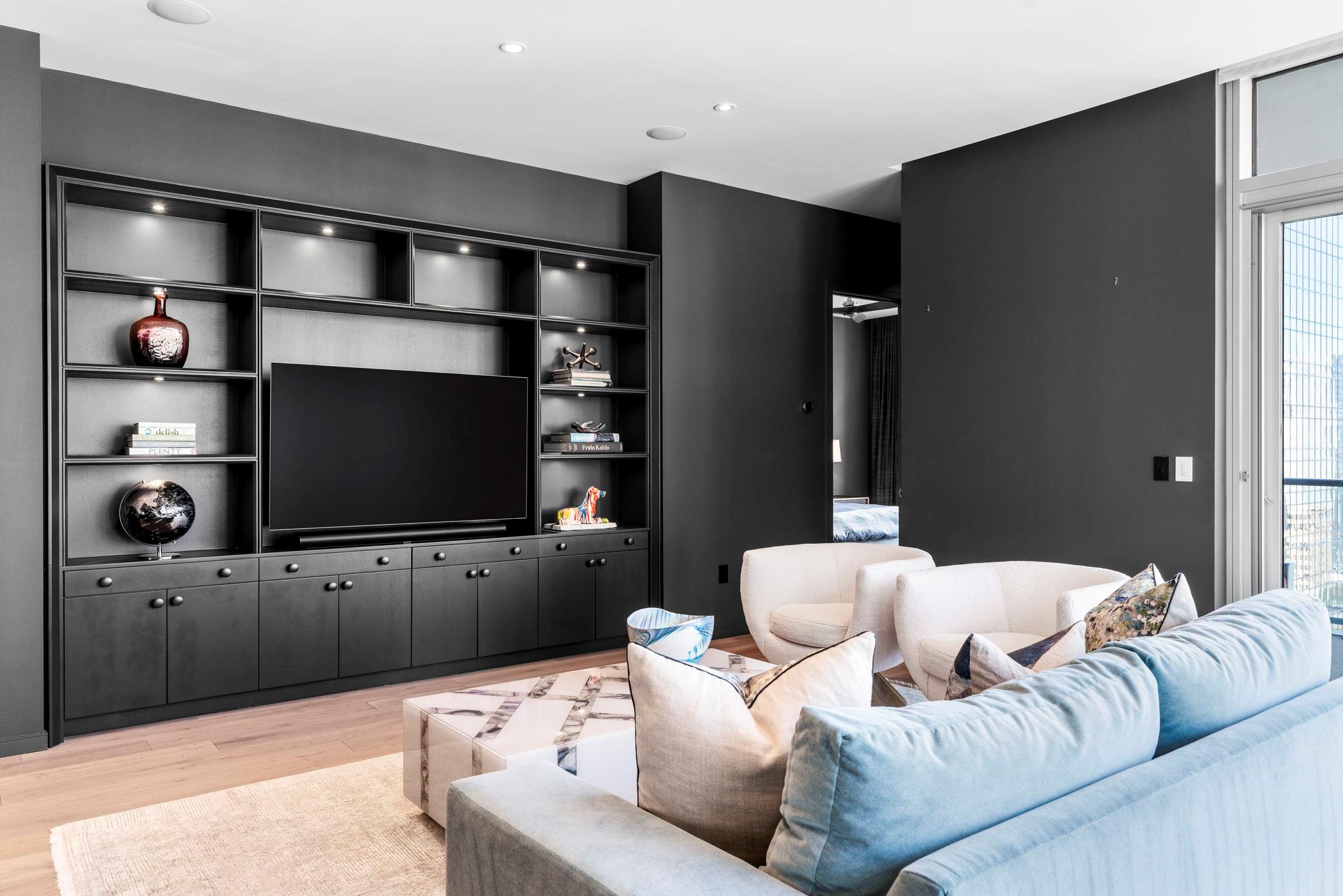 200 Congress Ave # 21D